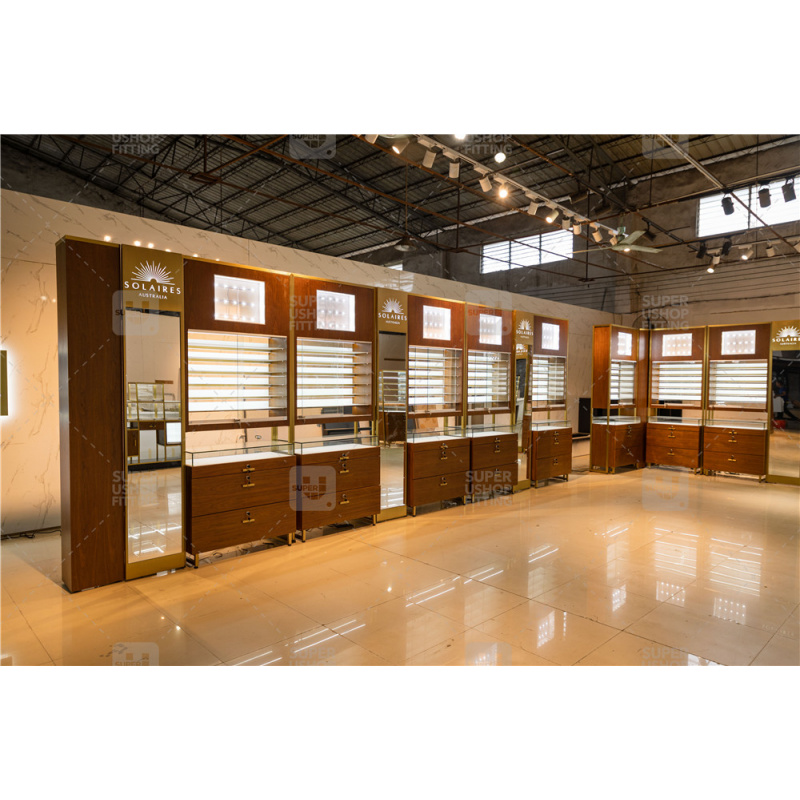 custom.Custom Retail Eyewear S - Interior Design Retail recension och pris