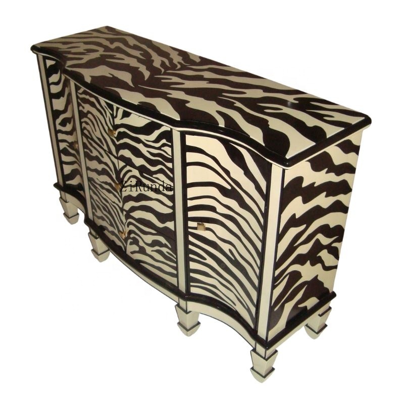 Zebra Painted Kitchen Cabinet  - Interior Design Monochrome recension och pris